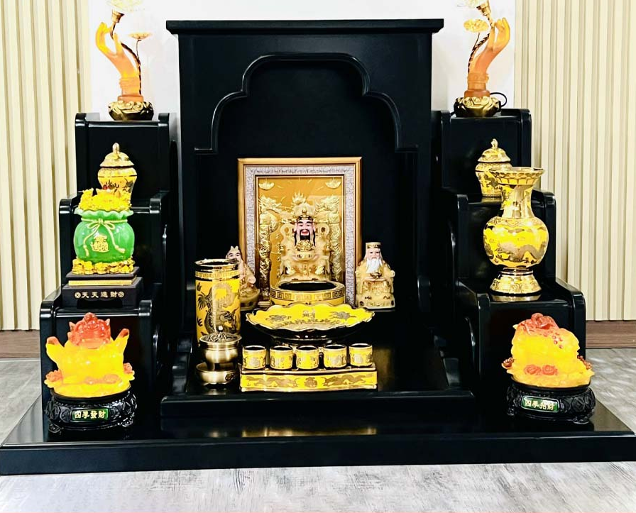 Bộ Bàn Thờ Thần Tài Hiện Đại Đồ Thờ Gấm Vàng